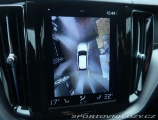 Volvo Ostatní modely XC60 R-Design B6 AWD 2020