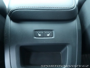 Volvo Ostatní modely XC60 R-Design B6 AWD 2020