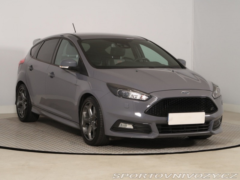 Ford Focus ST 2.0 EcoBoost ST