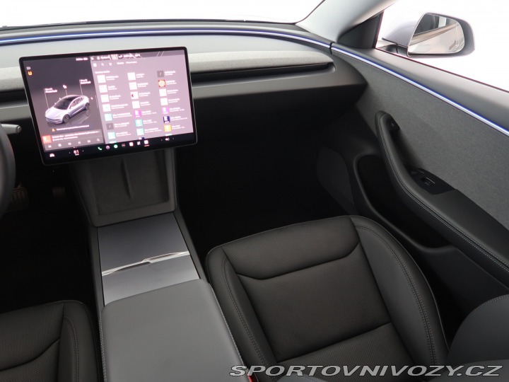 Tesla Model 3 Standard Range 60kWh 2025