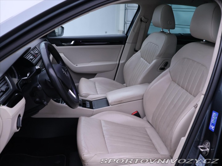 Škoda Superb 2,0 TSI 206kW DSG 4x4 CZ 2016