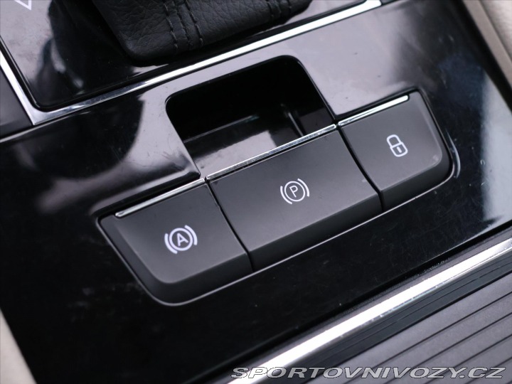 Škoda Superb 2,0 TSI 206kW DSG 4x4 CZ 2016