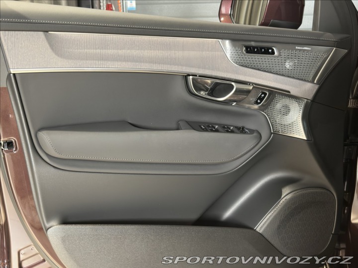 Volvo Ostatní modely XC90 2,0 T8 PHEV Ultra Bright 2026