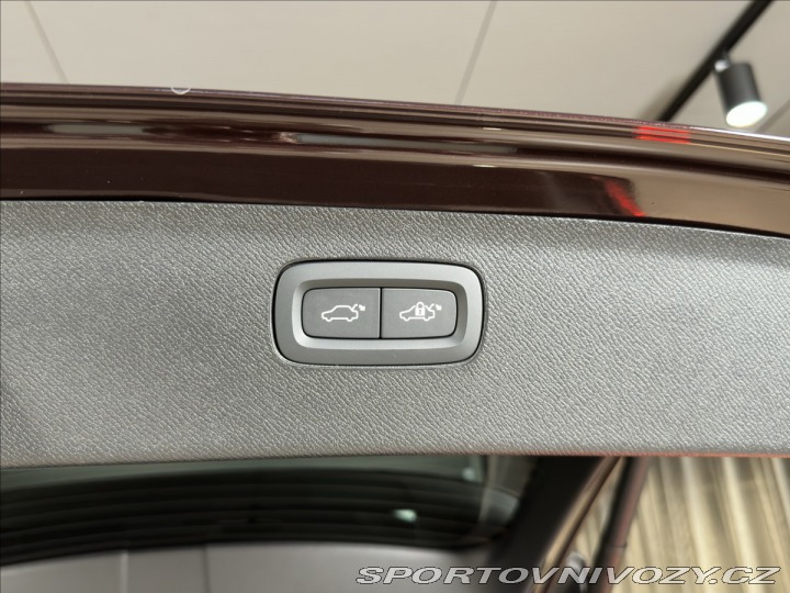 Volvo Ostatní modely XC90 2,0 T8 PHEV Ultra Bright 2026
