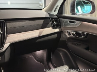 Volvo Ostatní modely XC90 2,0 T8 Ultra Bright 2026