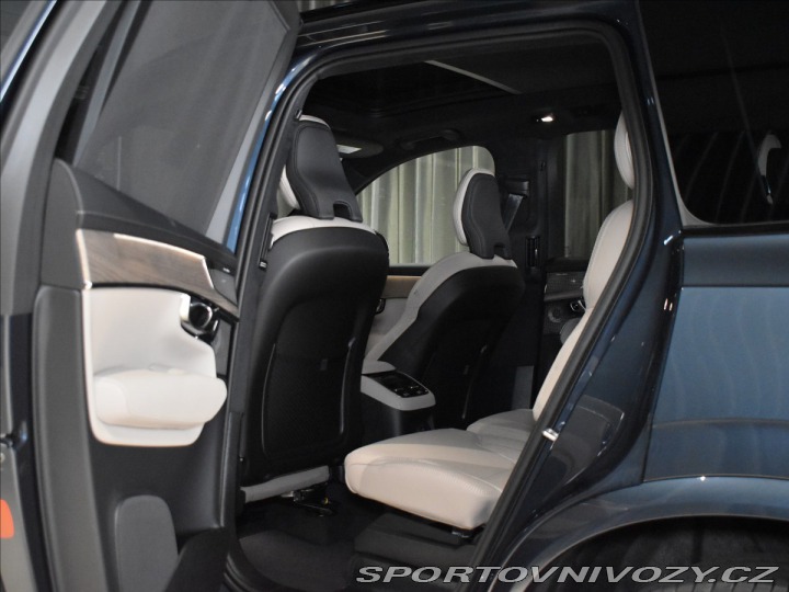 Volvo Ostatní modely XC90 2,0 T8 Ultra Dark 2026