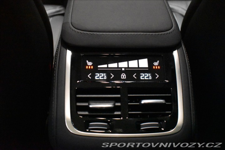 Volvo Ostatní modely XC90 2,0 T8  Plus Dark 2026