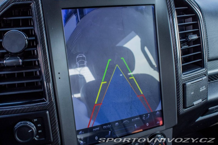 Ford Ostatní modely F-150  5.0L V8 Benzín / DPH / 4 2018