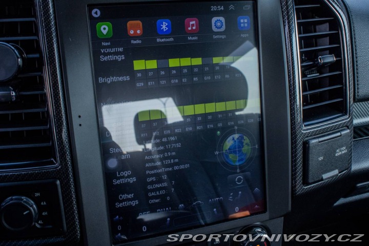 Ford Ostatní modely F-150  5.0L V8 Benzín / DPH / 4 2018