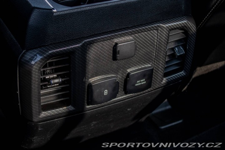 Ford Ostatní modely F-150  5.0L V8 Benzín / DPH / 4 2018