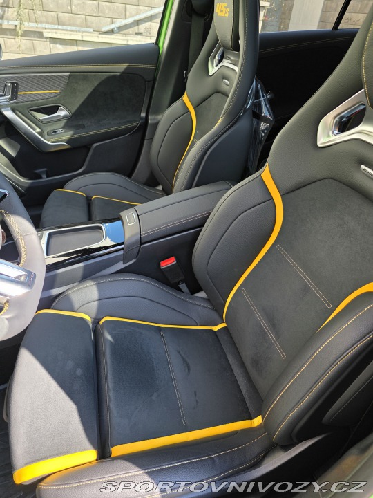 Mercedes-Benz A A45S Green Hell Magno 2024