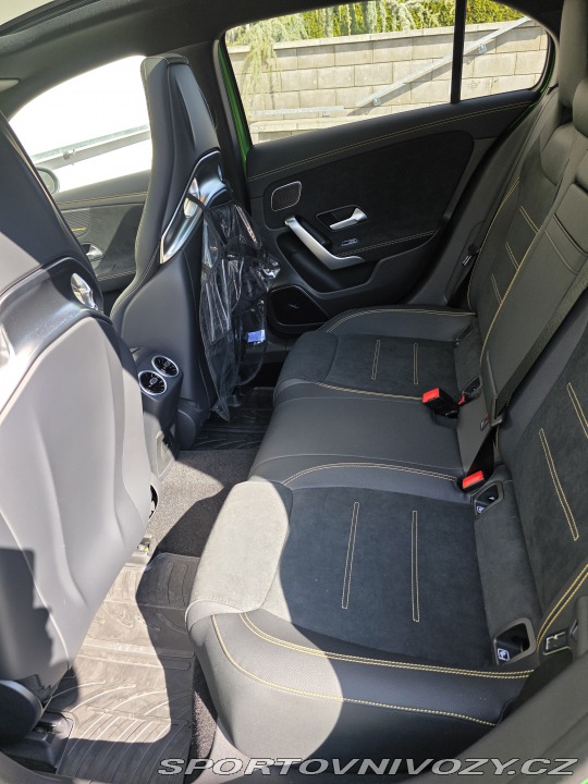 Mercedes-Benz A A45S Green Hell Magno 2024