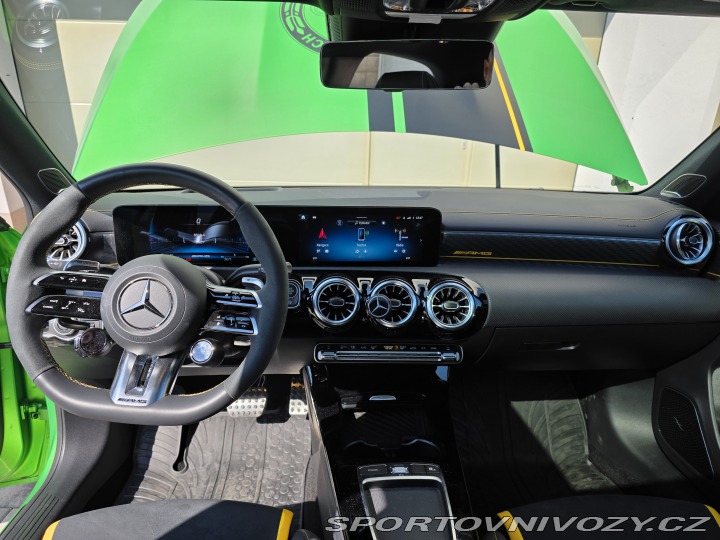 Mercedes-Benz A A45S Green Hell Magno 2024