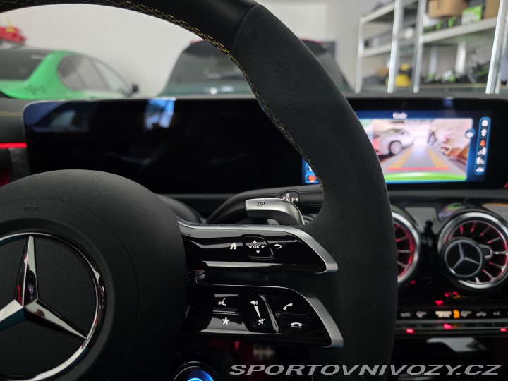 Mercedes-Benz A A45S Green Hell Magno 2024