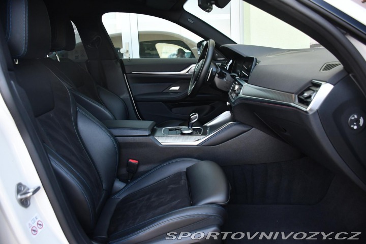 BMW 4 M440i xDrive H/K ČR 2022