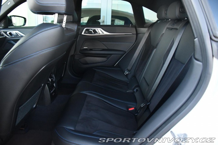 BMW 4 M440i xDrive H/K ČR 2022