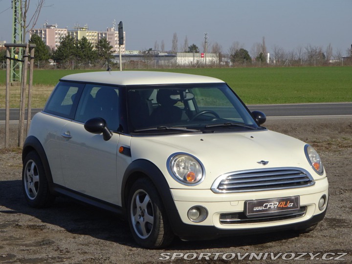 Mini One 1.4 70kW KLIMA SERVIS 2008
