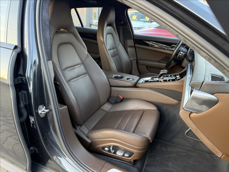 Porsche Panamera Turbo