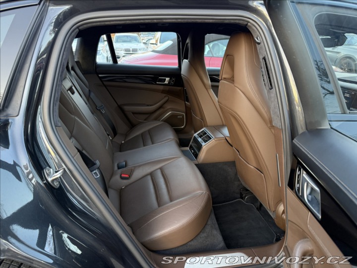 Porsche Panamera Turbo 2019