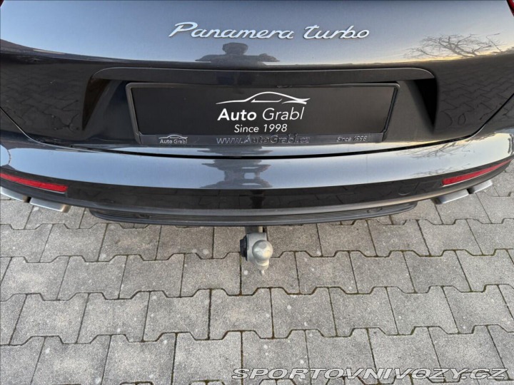 Porsche Panamera Turbo 2019