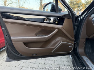 Porsche Panamera Turbo 2019