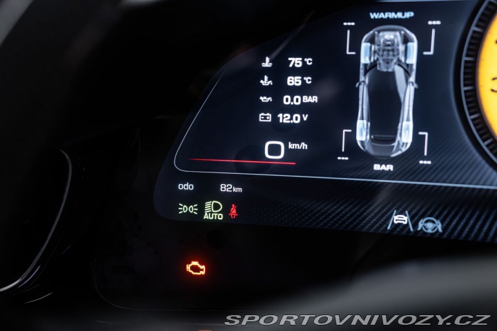 Ferrari Purosangue Lift, karbon, NOVÉ 2026