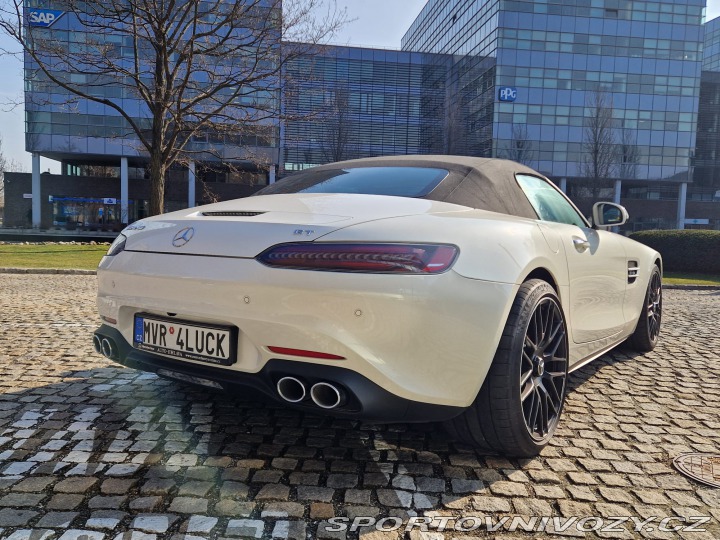 Mercedes-Benz AMG GT  2021