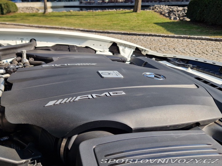 Mercedes-Benz AMG GT  2021