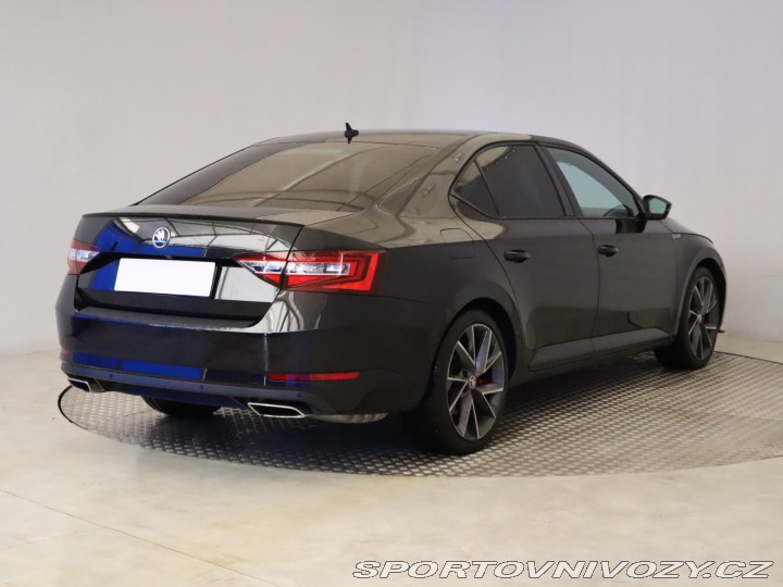 Škoda Superb 2.0 TSI 2016