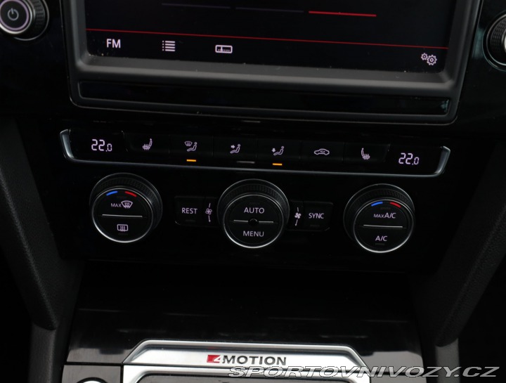 Volkswagen Ostatní modely Passat Highline 2.0 BiTDI 2015