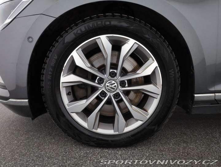 Volkswagen Ostatní modely Passat Highline 2.0 BiTDI 2015