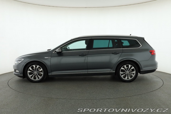 Volkswagen Ostatní modely Passat Highline 2.0 BiTDI 2015