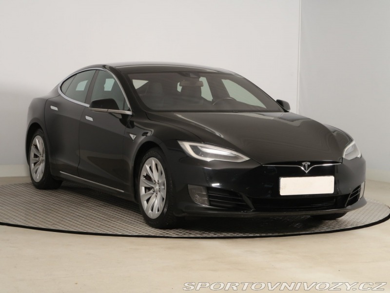 Tesla Model S 75
