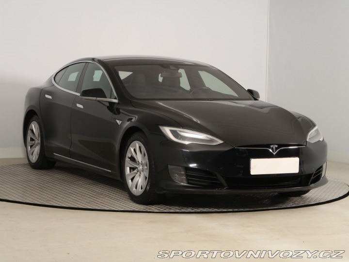 Tesla Model S 75 2016