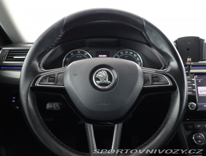 Škoda Superb 2.0 TSI 2015