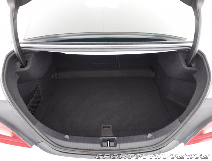 Mercedes-Benz CLA 200 2018