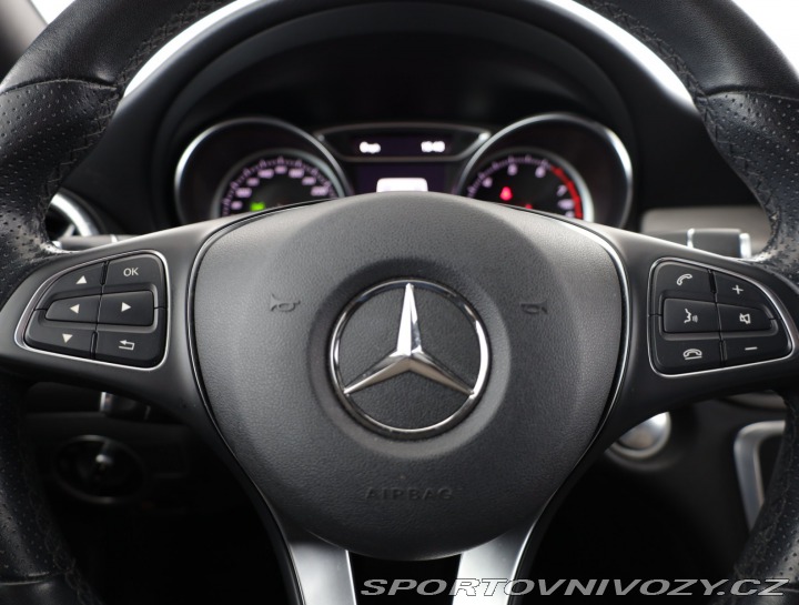 Mercedes-Benz CLA 200 2018