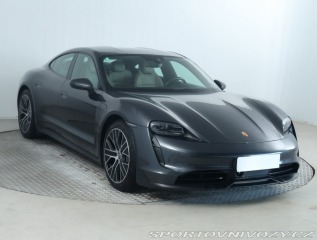 Porsche Taycan 84 kWh Plus