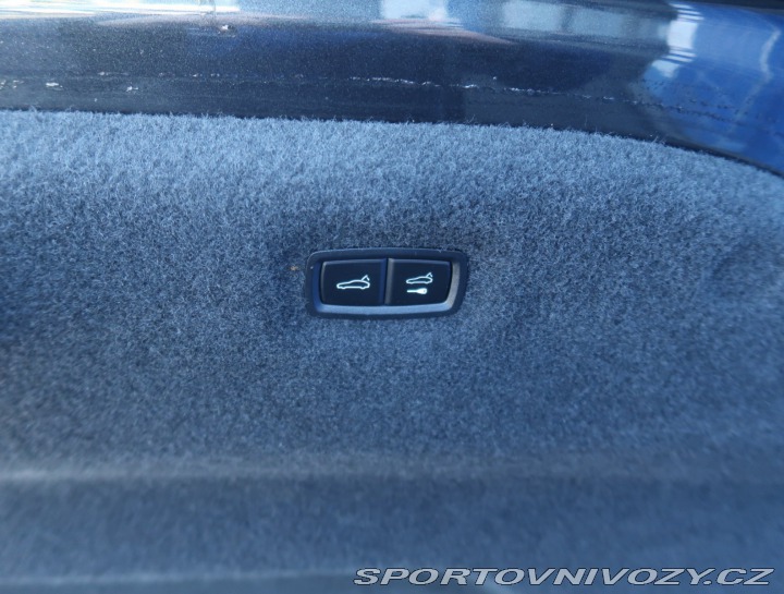 Porsche Taycan 84 kWh Plus 2022