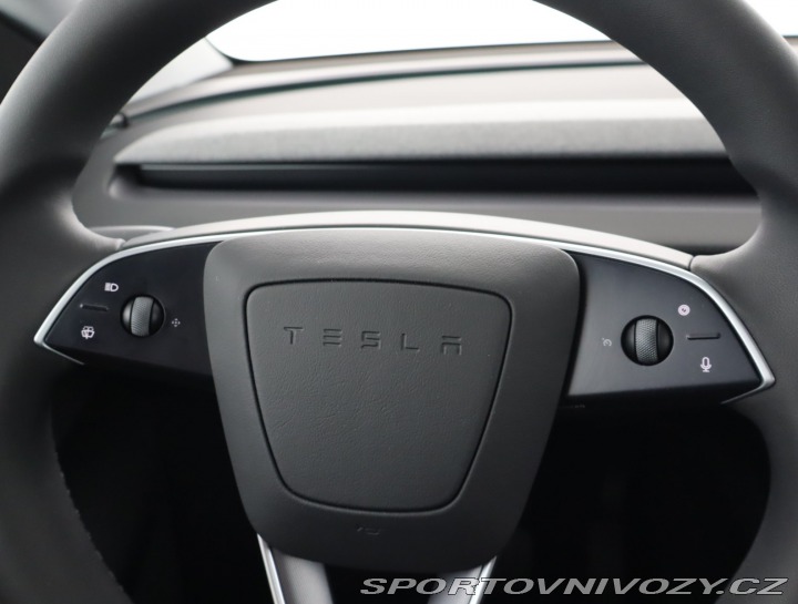 Tesla Model Y Long Range AWD 79kWh 2025