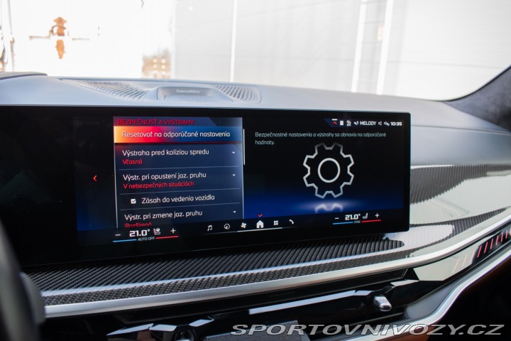 BMW X5 M60i xDrive 390kw  výfuk 2023