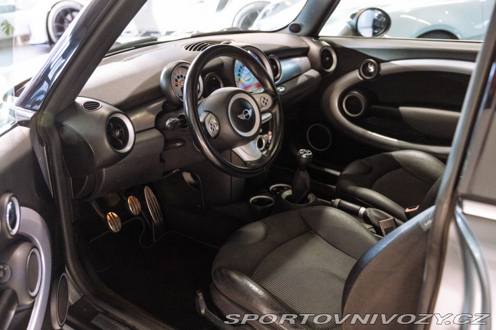 Mini Cooper Cooper S, R56 2007