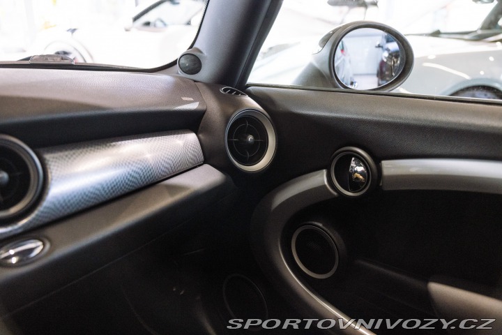 Mini Cooper Cooper S, R56 2007