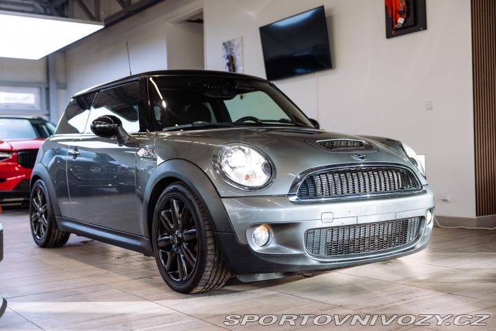 Mini Cooper Cooper S, R56 2007