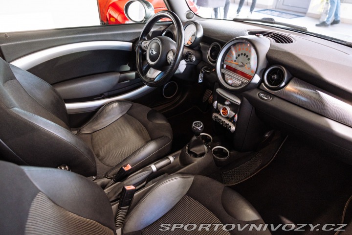 Mini Cooper Cooper S, R56 2007