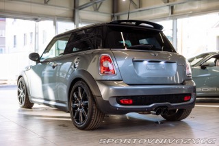 Mini Cooper Cooper S, R56 2007