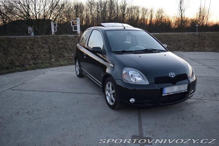 Toyota Yaris TS 2001