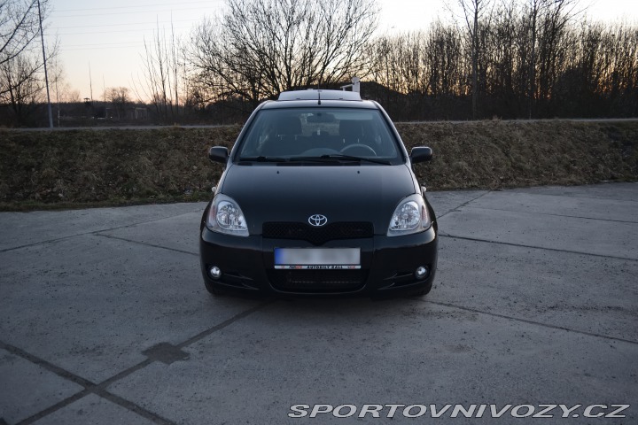 Toyota Yaris TS 2001