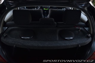 Toyota Yaris TS 2001