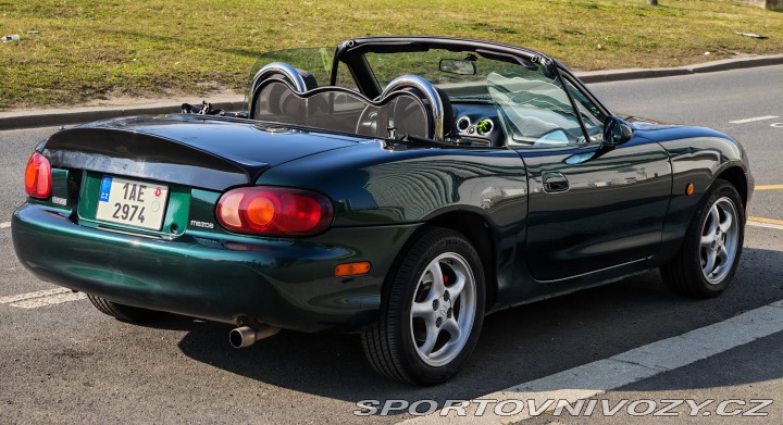 Mazda MX-5  2001